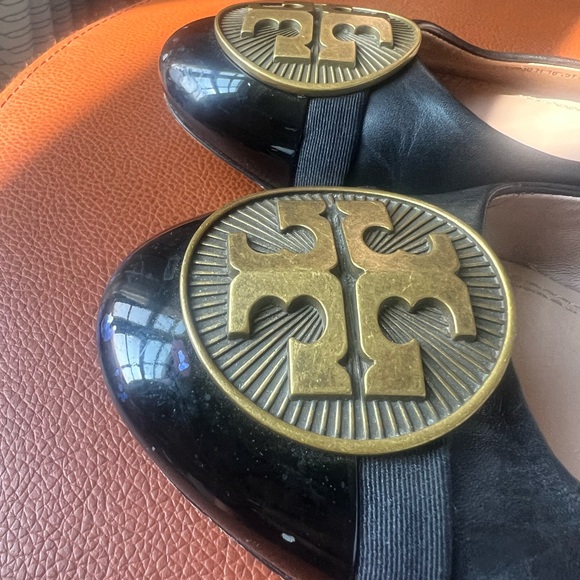 Tory Burch Minnie Low Block Heeled Shoes with Capped Toes Size 7 - Picture 5 of 11